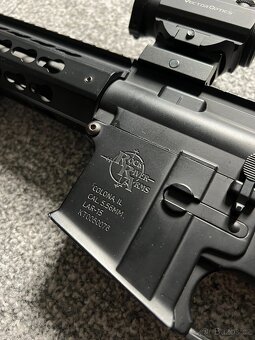 Airsoft M4 AEG + baterie, zásobníky, red dot – komplet SET - 11