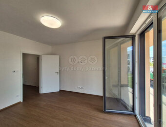 Pronájem bytu 2+kk, 53 m², ul. V Lukách, Plzeň - 11