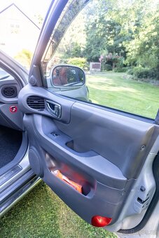Prodám Hyundai  Santa Fe  r.v.2004 - 11