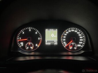 Volkswagen Touran 7 mist 2.0nafta 2013 rok - 11