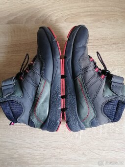 Kotníkové boty CCC - 11