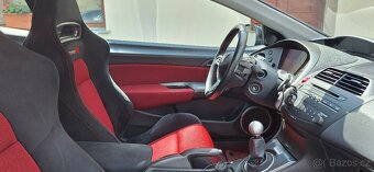 Honda Civic Type R - 11