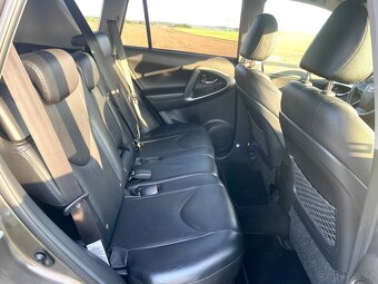 Toyota RAV4, 2.2 2AD 110kW 4x4 - 11