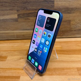 IPhone 13 128GB, modrý (12 měsíců záruka) - 11