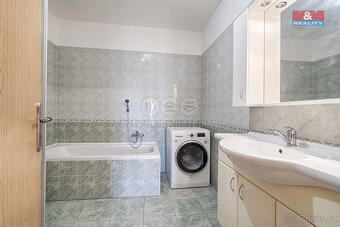 Prodej bytu 3+1, 124 m², Turnov, ul. Nádražní - 11