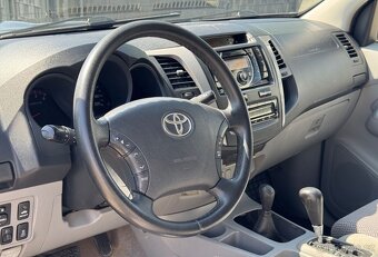 Toyota Hilux 3.0D4D Double Cab Sol 4x4 Aut. 126kw - 11