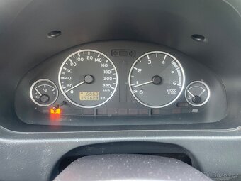 Mitsubishi Space Star 1.9 Tdi - 11