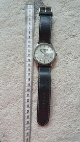 HODINKY_různé typy dámských hodinek od 10Kč - 11