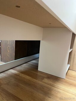 Dětská vyvýšená postel se stolem - 90x200 - 11