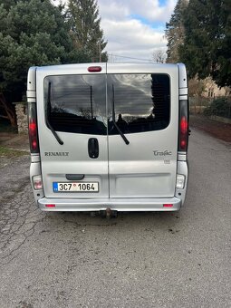 Prodej vozu Renault Trafic rok 2005 - 11