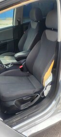 Seat Leon 1.6i Po nehode - 11