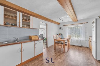 Prodej rodinného domu, 350 m2 - Velenice, ev.č. 01011 - 11