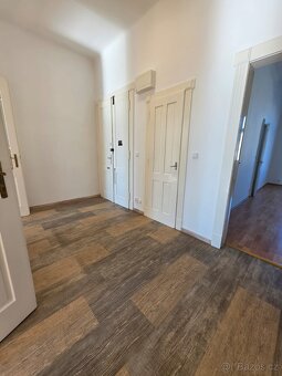3+kk+balkon po rek.u metra Hradčanská, 90m2 BEZ PROVIZE - 11