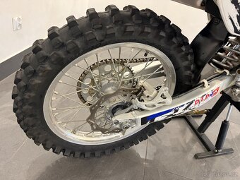 Yamaha yzf 250 - 11