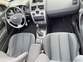 Renault Mégane 1.9 DCi 96 kW Karmann - 11