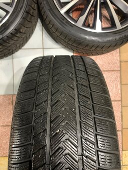Alu kola Škoda R19 5X112 ZÁNOVNÍ ZIMNÍ PNEU 235/40 R19 - 11