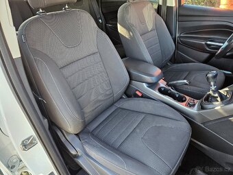 Ford Kuga 2.0TDCi 110KW manuál STK 11/2027 Navi 4WD / AWD / - 11