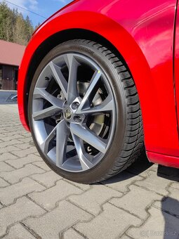 Škoda Superb III Sportline, 110KW, 20" Alu Vega, Webasto... - 11