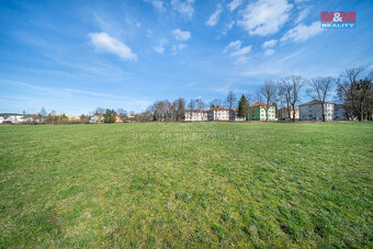 Prodej pozemku k bydlení, 916 m², Strašice - 11