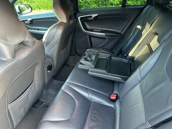Volvo V60, 2.4 158 kW D6 AWD HYBRID R-DESIGN - 11