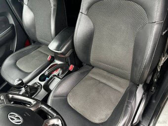 Hyundai ix35 2.0 CRDi - 11