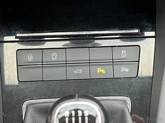 Škoda Octavia Scout 2.0 TDI 110 KW 4x4 Alcantara BEZ ADBLUE - 11