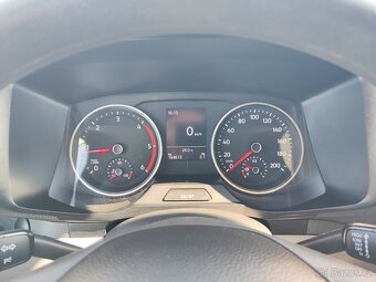 VW CRAFTER 2.0 TDI 103kW MANUÁL/164 500 KM/CAR-NET/DPH/1.MAJ - 11