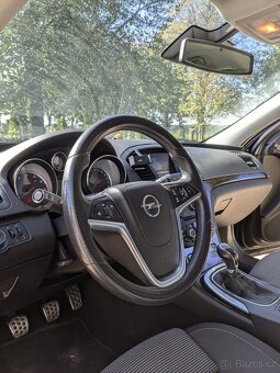 Opel Insignia - 11