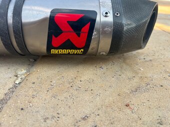 Aprilia SMV 750 Dorsoduro - 11