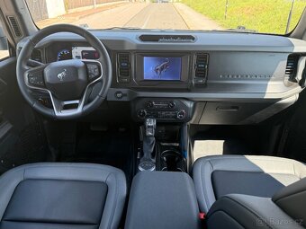 Ford Bronco 2023 2.7 EcoBoost V6 Turbo Black Diamond - 11
