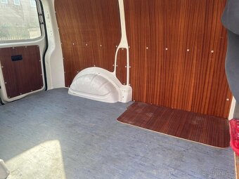 VW TRANSPORTER T5 1.9TDI 62KW TAŽNÝ BEZ KOROZE - 11