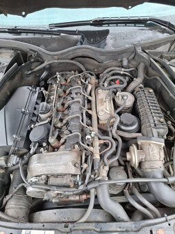 prodám Mercedes Benz W203 C 270CDI automat, tažné zařízení. - 11