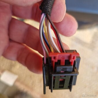Prodám prave zpětné zrcátko octavia 4 8 pin - 11