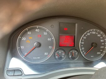 Golf 5, 1.6 FSi, 85 kW - 11