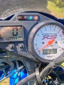 Triumph Sprint 955i 2003 - 11