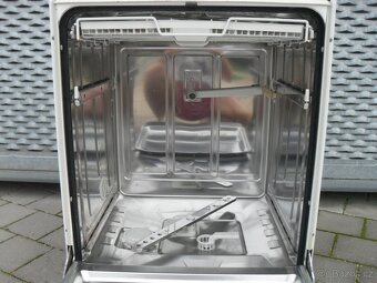 MIELE MYČKA,VOLNĚ STOJÍCÍ,POD KUCHYNSKOU LINKU,LCD,tř.A+ - 11