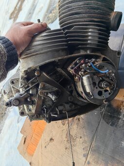 Jawa 250 motor - 11