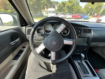 Dodge Magnum r/t V8 5,7L (na opravu/díly) - 11