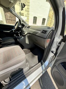 Ford C-Max - 11