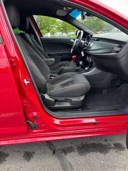 Alfa Romeo Giulieta Sprint 2.0. jtdm  129 kw - 11