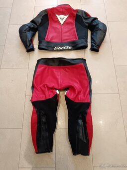 Dainese Race-Pánská kožená moto kombinéza,dvoudílná-zkracená - 11