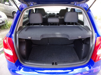 Škoda Fabia 1.2 HTP,Hatchback,klima,1.majitel,TOP stav  - 11