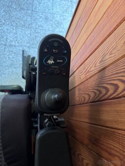 Elektrický invalidní vozík Meyra iChair MC3, nové baterie - 11