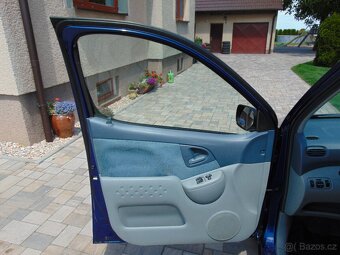 TOYOTA YARIS VERSO 1.3 63kW BENZIN - 11