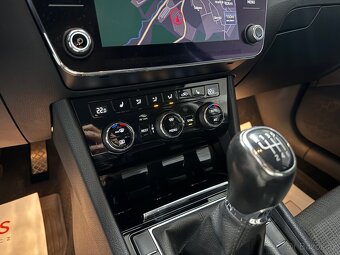 Škoda Superb 3 2,0 TDI STYLE NAVI BI-XEN - 11