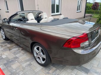 Volvo C70 2.0D4 Summum DPH 5válec Automat - 11