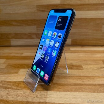 iPhone 11 Pro 64GB, zlatý (12 měsíců záruka) - 11