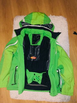 # lyzarskabunda#zimni bunda# sportovni#skapuci - 11