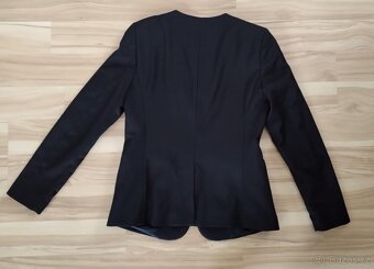 Dámské černé sako Mango bez límce vel. S - 11