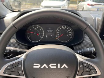 Dacia Jogger, Expression TCe 110 5 míst - 11